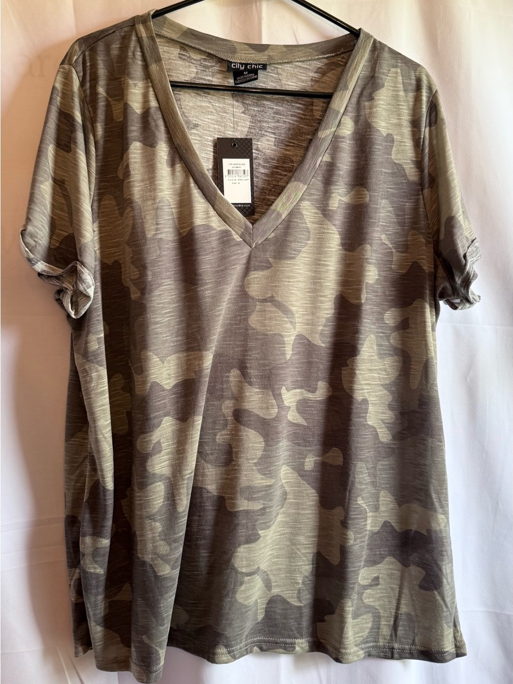 City Chic Camo V-Neck Tee in Olive and Khaki Size Medium NWT
